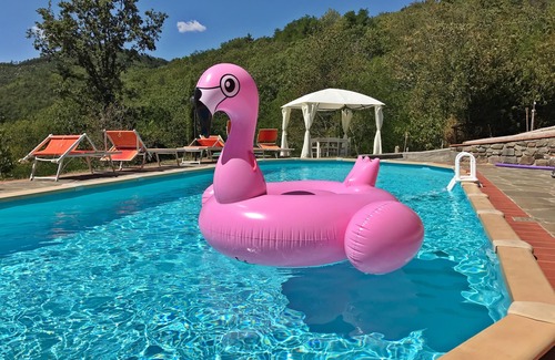 Pontito Apartment | Gorgeous Flat in Villa Eleonora, with Swimming Pool-PITEGLIO, PT, ITALY