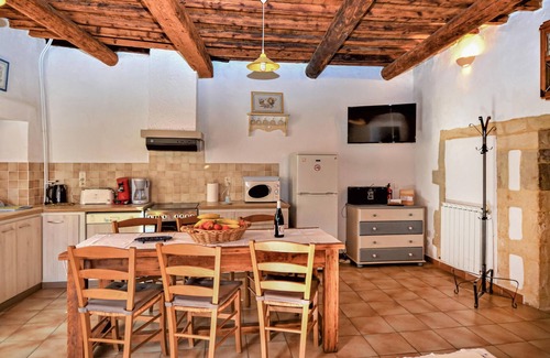 Saint-Victor-la-Coste House | Gorgeous home in Saint Victor la Coste