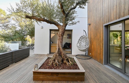 Favas House | Gorgeous home in St-Bauzille-de-Montmel