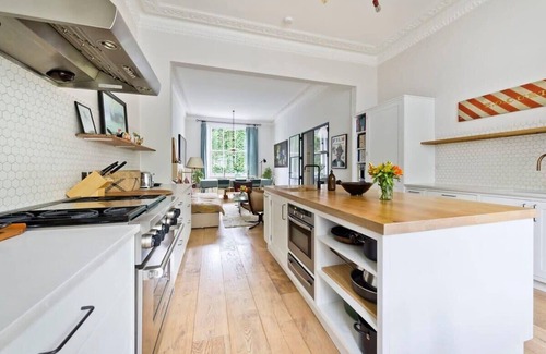 Addison House | Gorgeous & Grand 5 Bed House, Holland Park