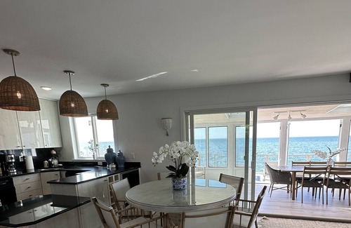 Greenport House | Gorgeous Greenport Beach House right on the Sound! Breathtaking views