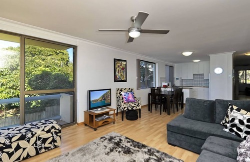 Soldiers Point Apartment | Gorgeous Harbourside