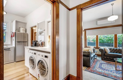 New Town House | Gorgeous Hobart Accommodation - Park on Park, New Town