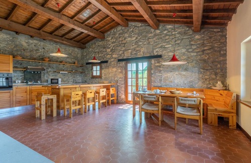 Villa Collemandina House | Gorgeous home in Villa Collemandina