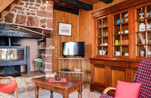 Badefols-d'Ans House | Gorgeous Home In Badefols D'ans