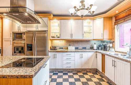 Torrequebrada House | Gorgeous home in Benalmádena with sauna