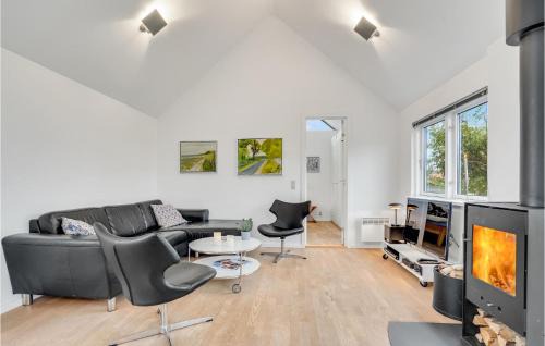 Tversted House | Gorgeous Home In Bindslev With Kitchen