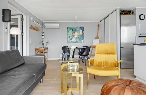 Egsmark Strand House | Gorgeous home in Ebeltoft with kitchen