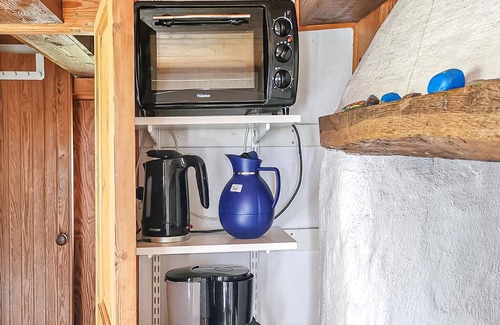 Granna House | Gorgeous home in Gränna with lake view