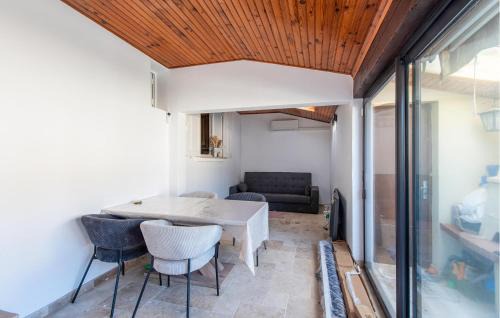 Le Rove House | Gorgeous Home In Le Rove With Wifi