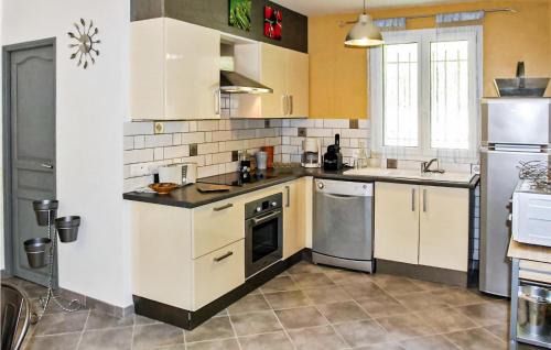 Merindol House | Gorgeous Home In Merindol