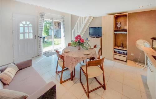 Molinet House | Gorgeous Home In Molinet With Wifi