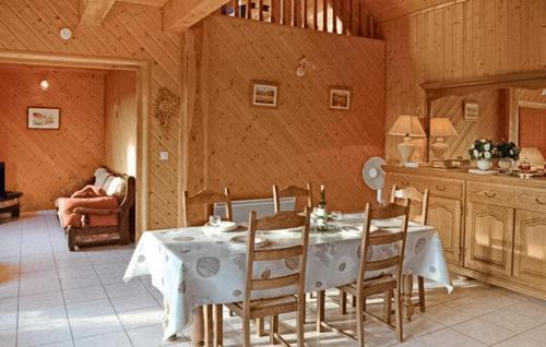 Saint-Omer House | Gorgeous Home In St Omer With Wifi