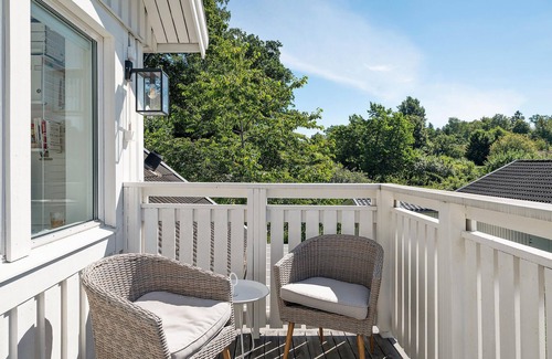 Tullinge House | Gorgeous home in Tullinge with sauna