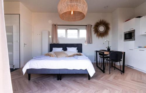 Vinkeveen House | Gorgeous Home In Vinkeveen With Sauna