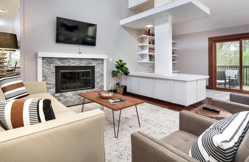 Fayetteville House | Gorgeous Home near Park, Trail, University, Downtown +