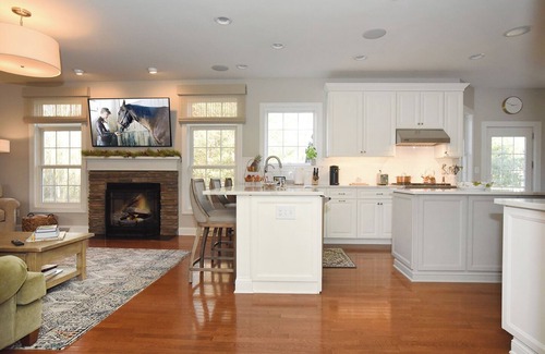 Saratoga Springs House | Gorgeous home close to track- Pool and Lake access