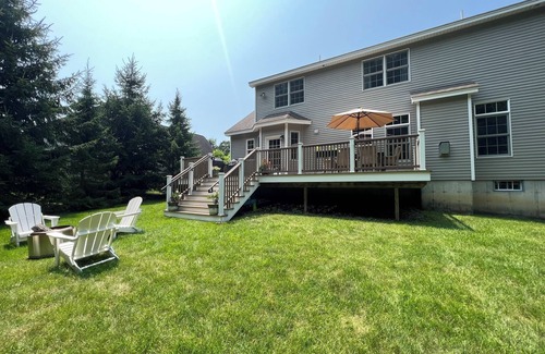 Saratoga Springs House | Gorgeous home close to track- Pool and Lake access