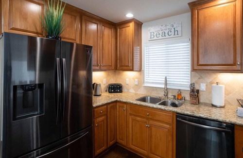 Grover Beach House | Gorgeous Home with Amazing Rooftop Deck in Grover Beach