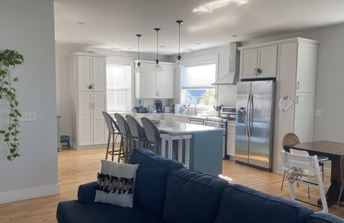 Old Village House | Gorgeous house w/ Pool, 5 min from beach