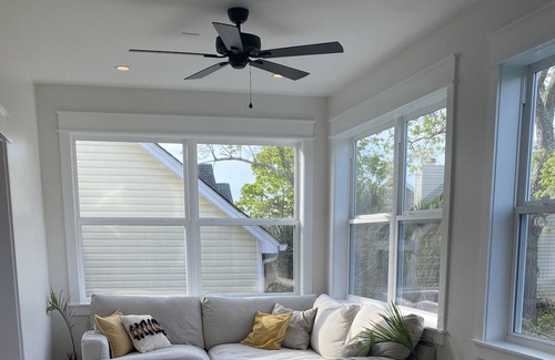 Old Village House | Gorgeous house w/ Pool, 5 min from beach