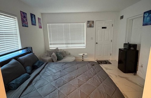 Opa-Locka House | Gorgeous house with AC in vibrant Opa-locka