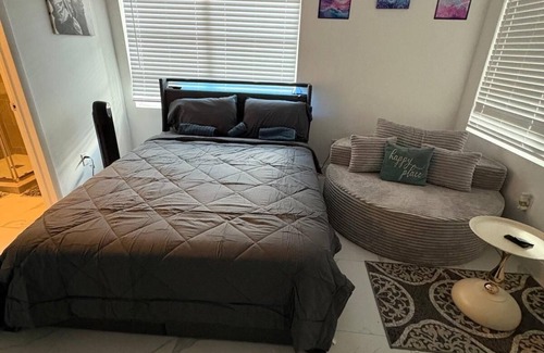 Opa-Locka House | Gorgeous house with AC in vibrant Opa-locka