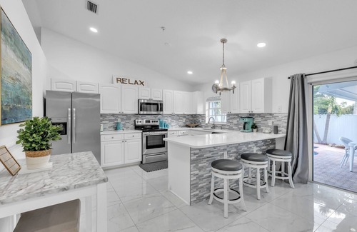 Palm Beach - West Palm Beach House | Gorgeous Lake Worth Beach House by RedAwning