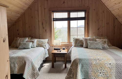 Glenville Cabin | Gorgeous Lake View Lodge with Private Dock