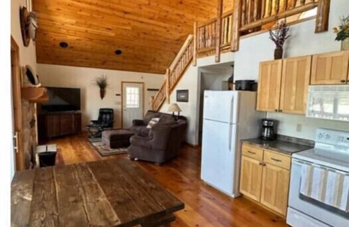 Park Rapids House | Gorgeous Lake View with Pontoon!nn