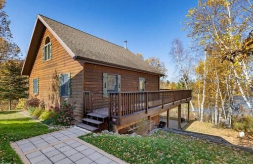 Park Rapids House | Gorgeous Lake View with Pontoon!nn
