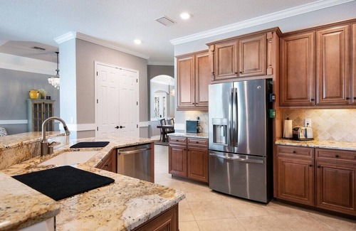 Lakewood Ranch House | Gorgeous lakefront pool home with golf coarse view - Birdie