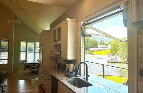 Lake Lure House | Gorgeous lakefront home with mountain sunset views & hot tub!