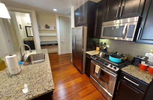 The Galleria Apartment | Gorgeous location next the Mall another attractions - free parking