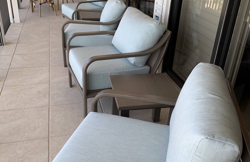 Moorings Condo | Gorgeous luxury 2 Bed Condo on the Gulf in Old Naples on the Gulf of Mexico