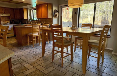 Shadow Mountain House | Gorgeous Mount Elden Retreat with private access to forest trails