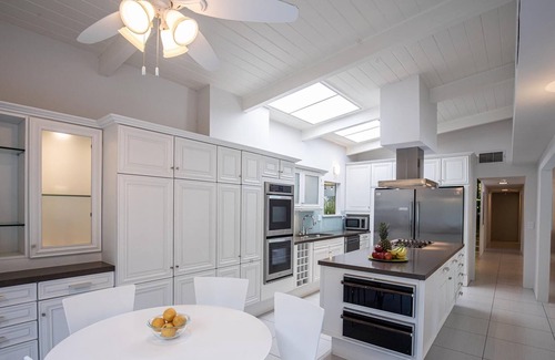 Vista Las Palmas House | Gorgeous Mountain Views in Vista Las Palmas