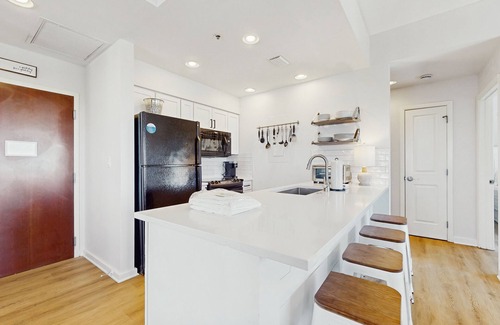 Sandestin Condo | Gorgeous multi unit w full kitchen, shared pool and easy beach access