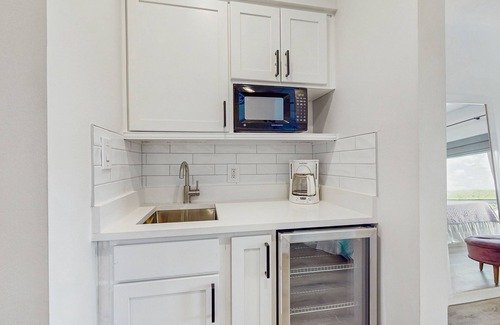 Sandestin Condo | Gorgeous multi unit w full kitchen, shared pool and easy beach access