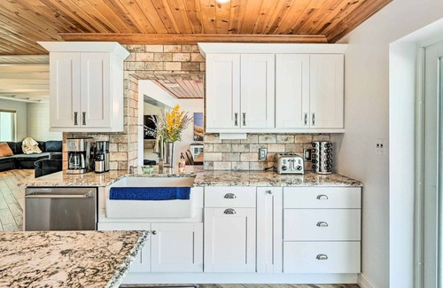 Willoughby Acres House | Gorgeous Naples Getaway w/Backyard Oasis!