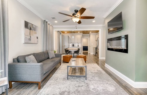 Washington Park House | Gorgeous new home minutes away from downtown ATL