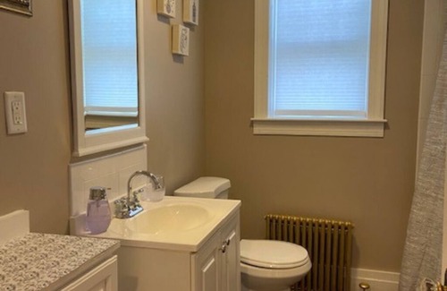 Gloversville Apartment | GORGEOUS NEW RENNOVATED APT! 1 month or more! Calling TRAVEL NURSES!