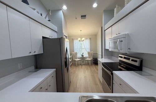Stoneybrook Condo | Gorgeous Newly Furnished Condo in Gated Golf Course of Stoneybrook