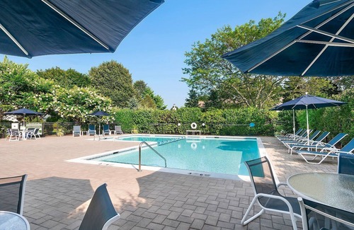 Village of Southampton House | Gorgeous newly renovated townhouse minutes from Southampton beaches and Village