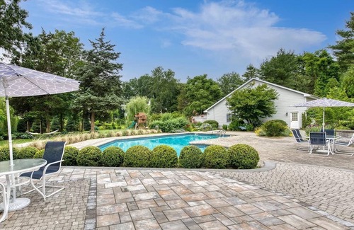 Aquebogue House | Gorgeous Newly Renovated North Fork Estate w/pool