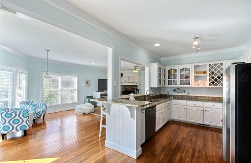 Tybee Island House | Gorgeous OCEAN Views and steps to private boardwalk!