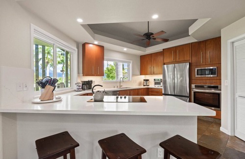 Kaneohe House | Gorgeous One-Of-A-Kind Kaneohe Country Estate
