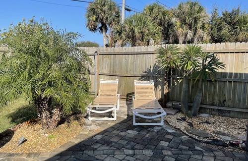 River Breeze Estates Cottage | GORGEOUS PET FRIENDLY VACATION HOME!