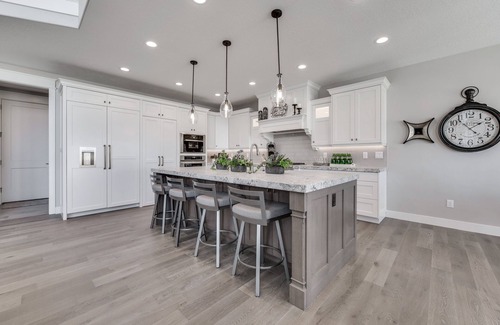 Riverton House | Gorgeous, pet friendly home with large kitchen and huge yard