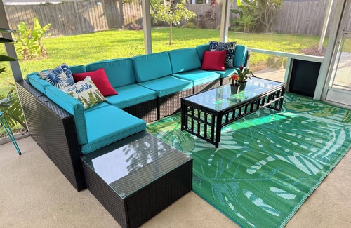 Lakeland House | GORGEOUS Pool Home Central Location! Family and Pet friendly!